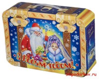 Новогодний подарок "Портфель "Дед Мороз и Снегорочка" + игрушка брелок